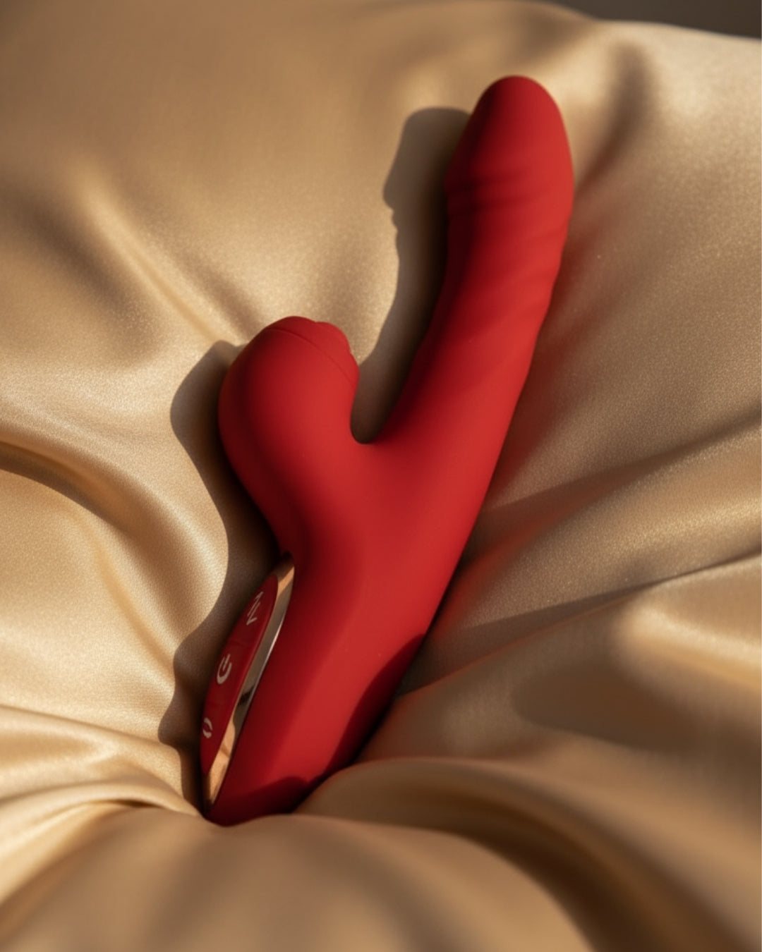 Vibrating Thrusting Dildo for Women